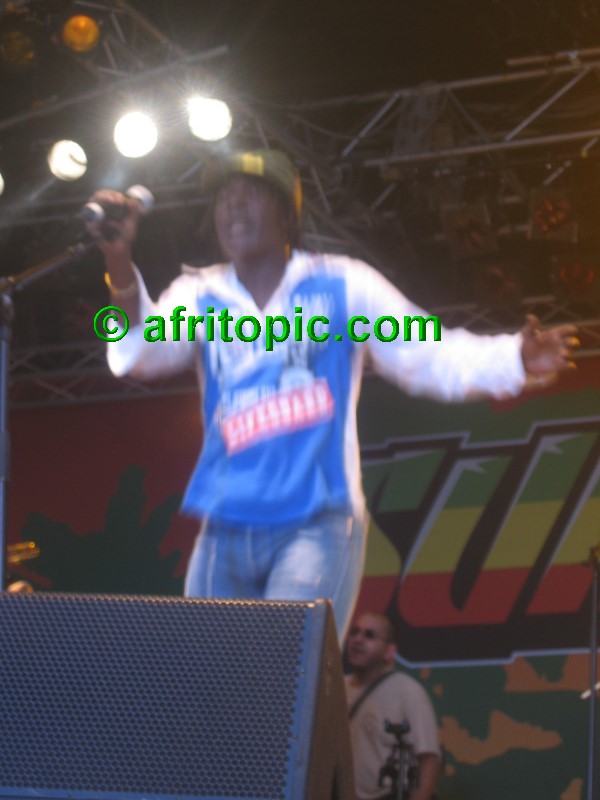 ../Images/Summerjam2005 019.jpg